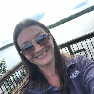 Meet your Posher, Shelley